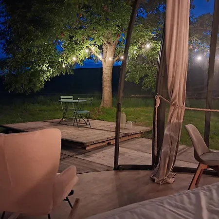Le Domaine De Vehir - Dome Romantique Au Coeur D'une Ferme Ciney